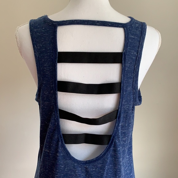 VICTORIA'S SECRET Sport Tank Top Banded Back - Picture 4 of 9